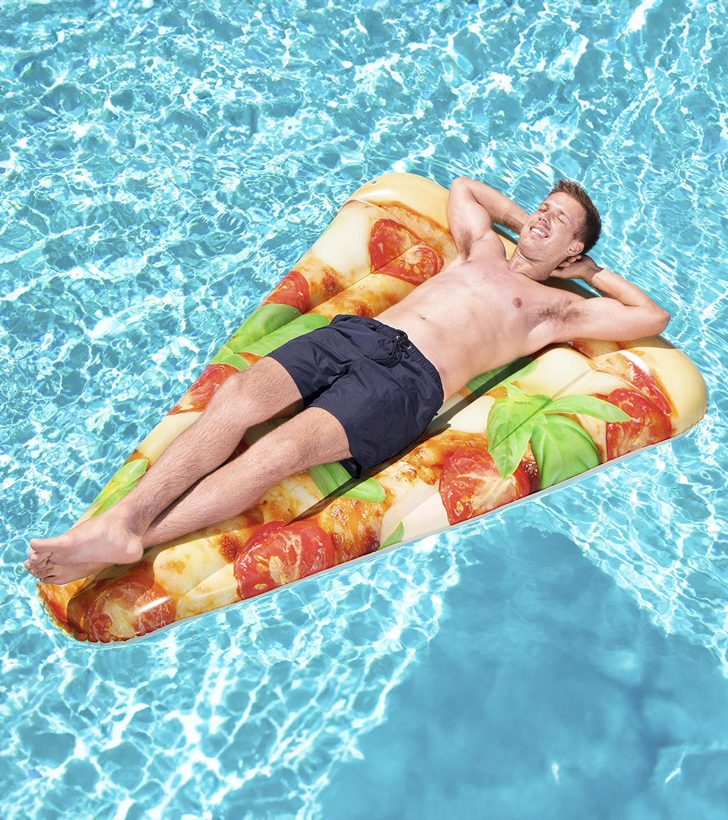 Wet Products Pizza Party Lounge