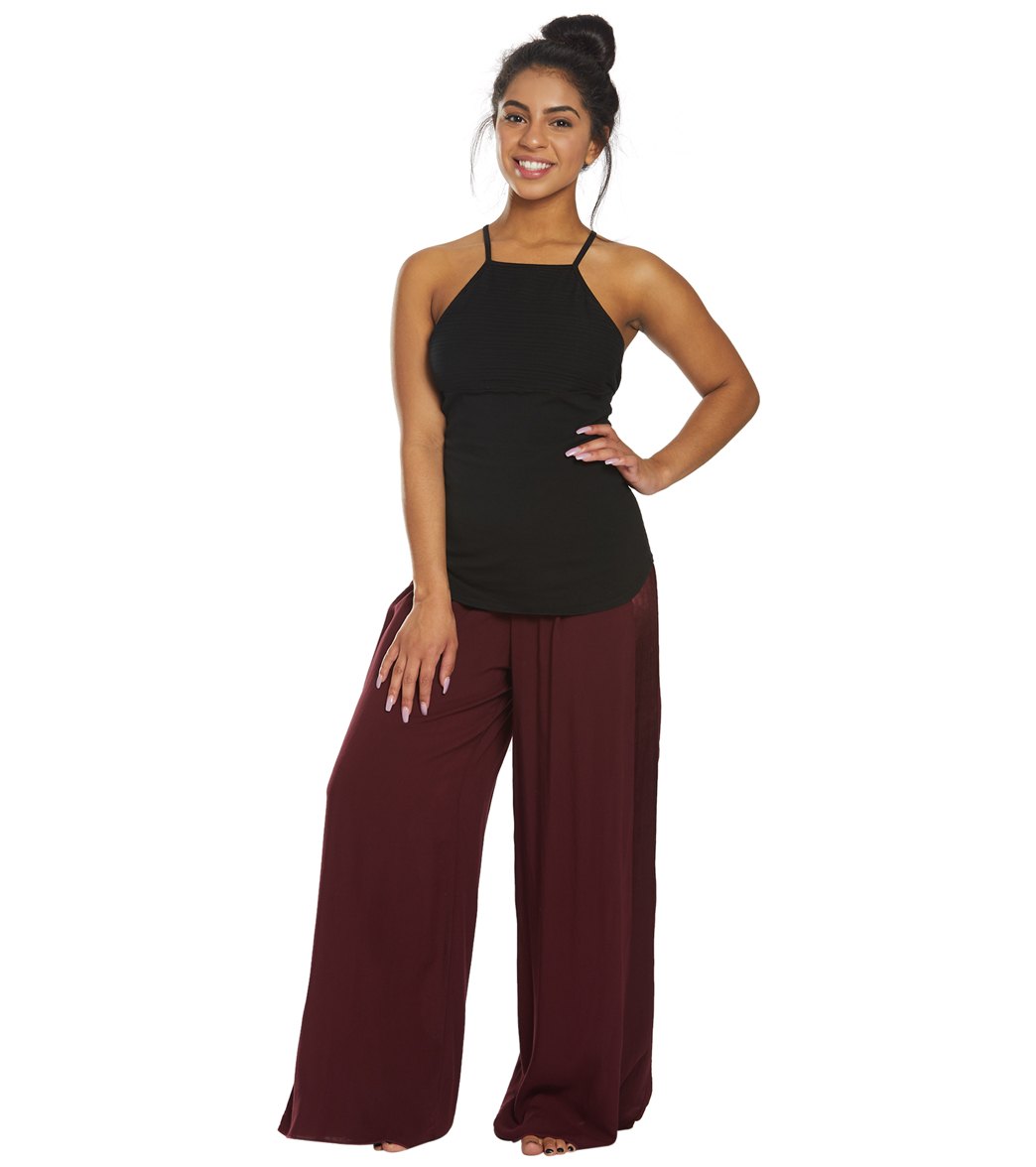 Hard Tail Mitered Low V-Back Yoga Support Tank