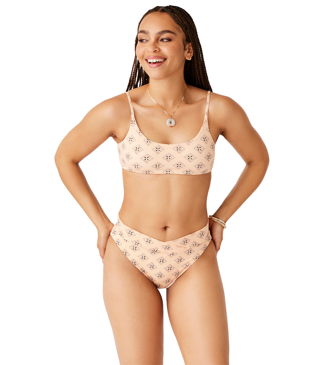 Carve Designs Women's Escondido Scoop Neck Bikini Top