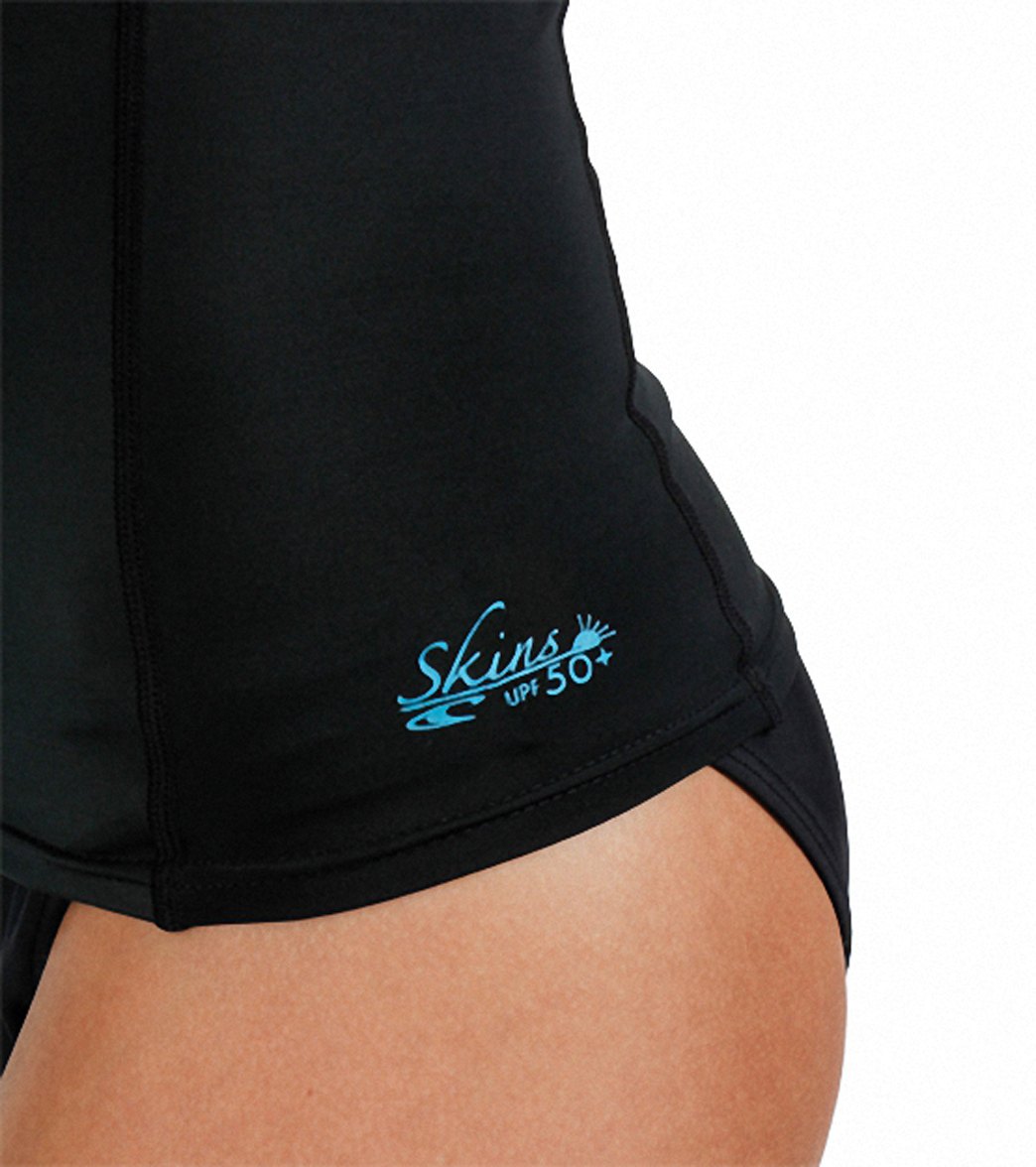 O'Neill Women's Basic Skins Short Sleeve Crew Rashguard