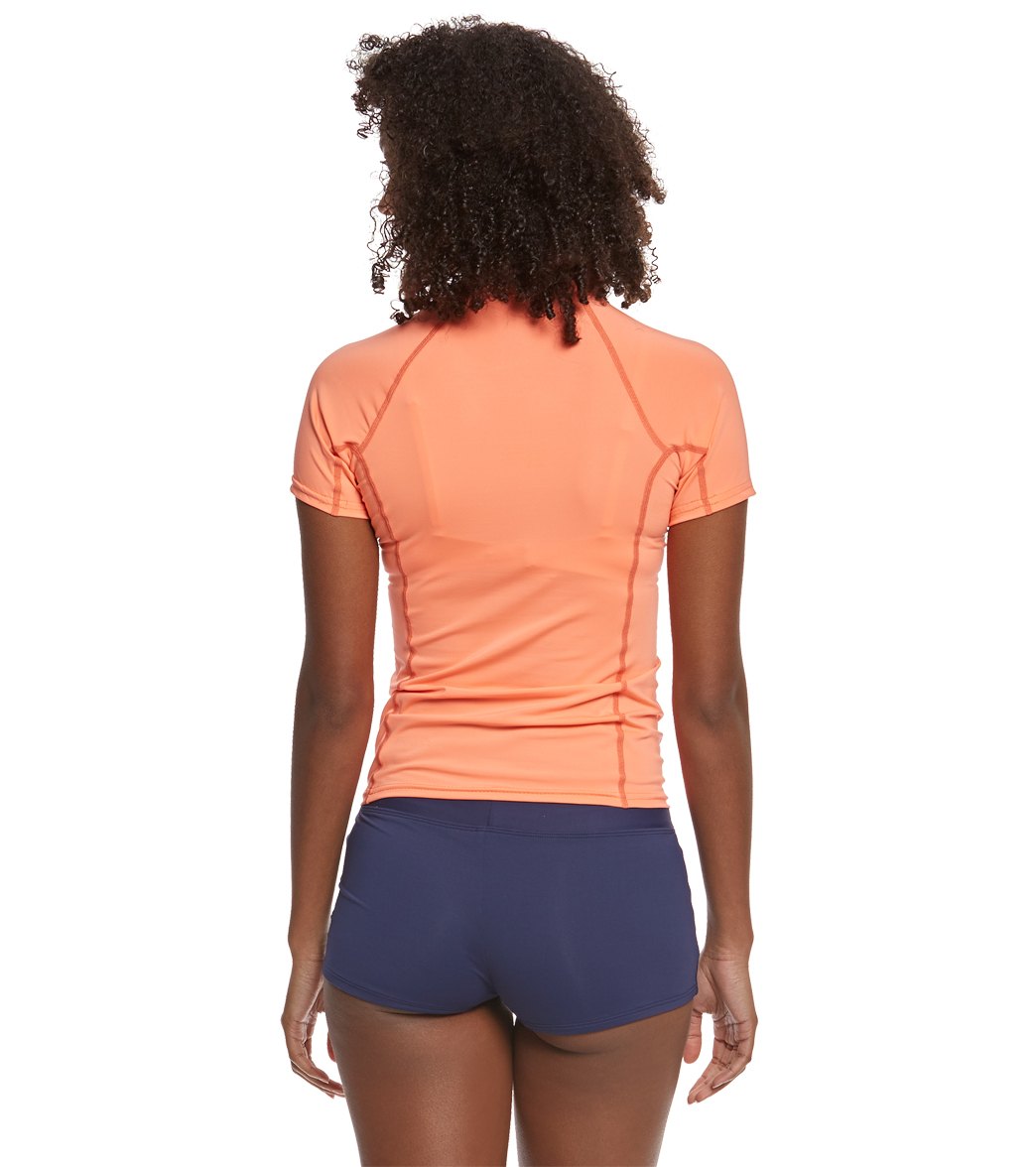 O'Neill Women's Basic Skins Short Sleeve Crew Rashguard