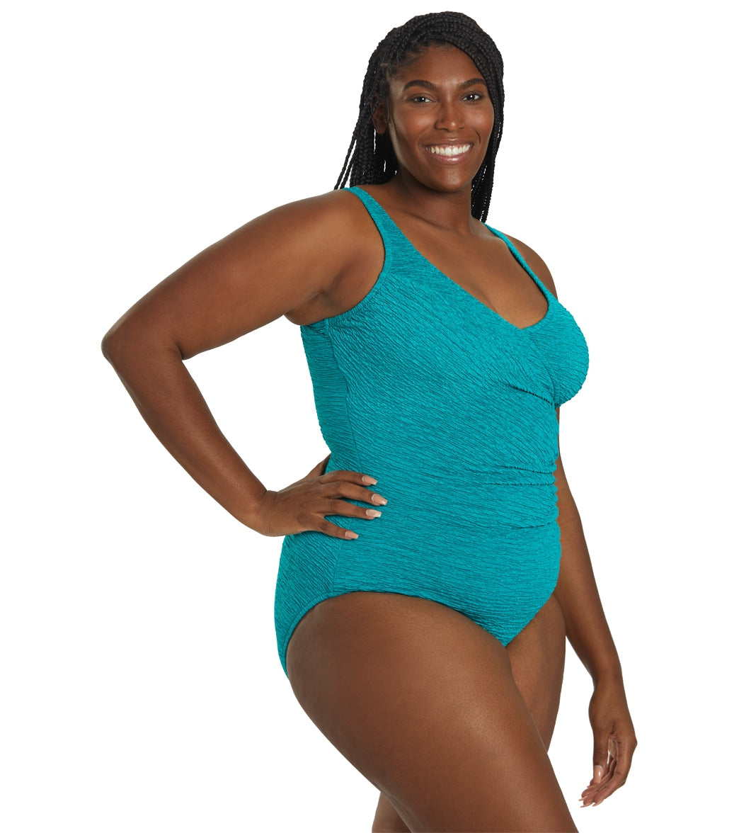 Women's Krinkle By Penbrooke Plus Size Chlorine Resistant One Piece Scoop Neck Sheath Swimsuit