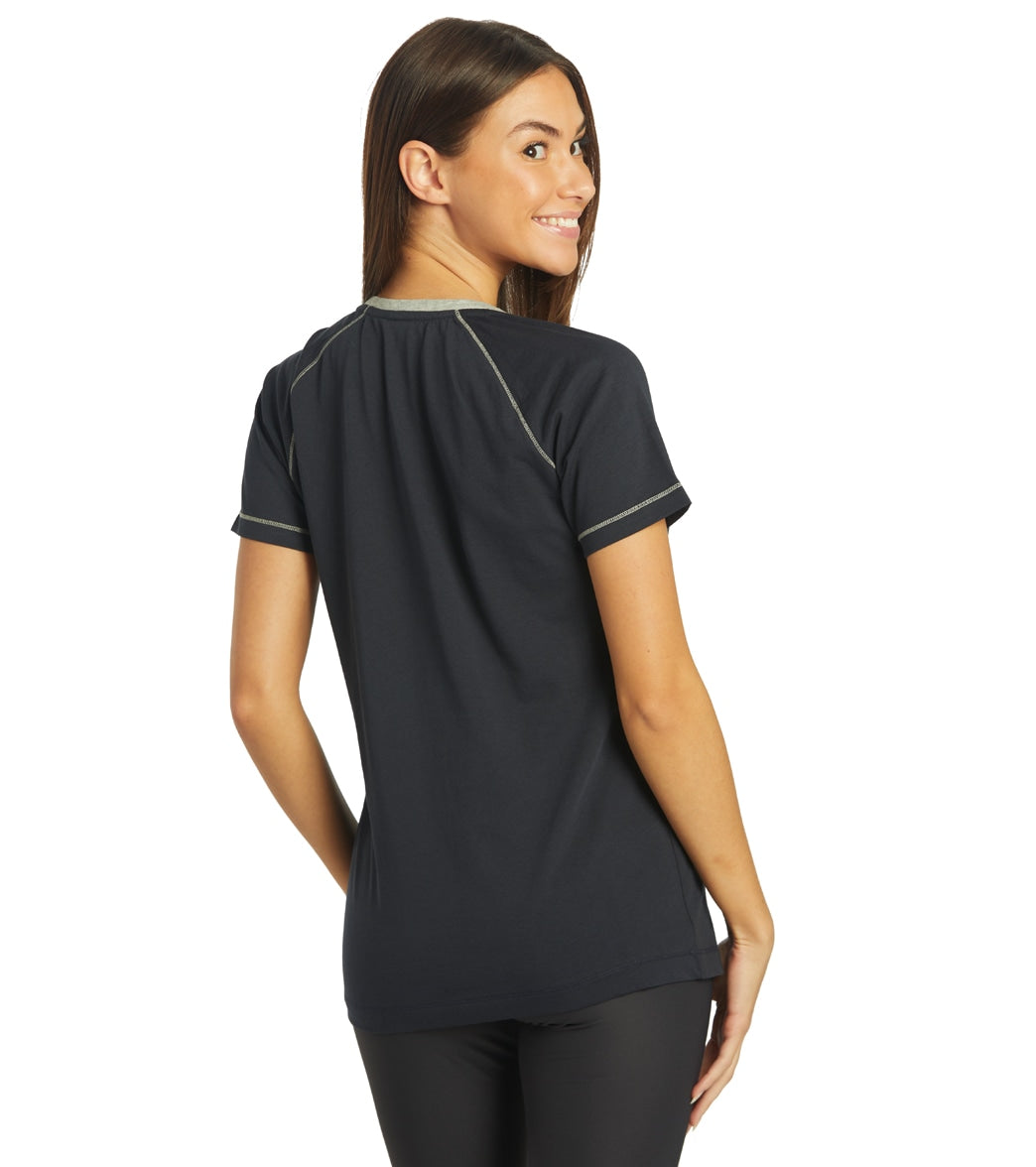 Arena Women's Team Line Short Sleeve V Neck T Shirt