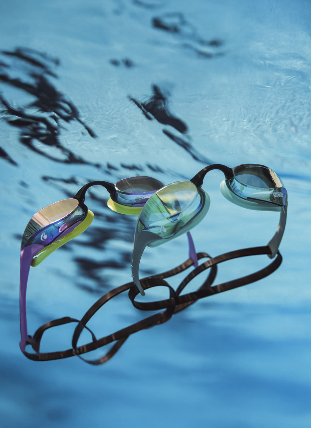 Arena Cobra Ultra Swipe Antifog Mirrored Goggle