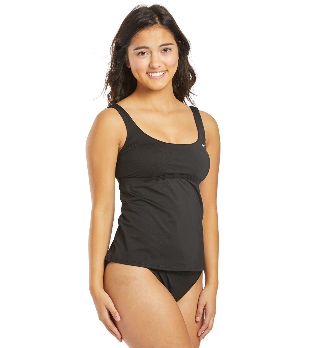 Nike Women's Essential Scoop Neck Tankini Top