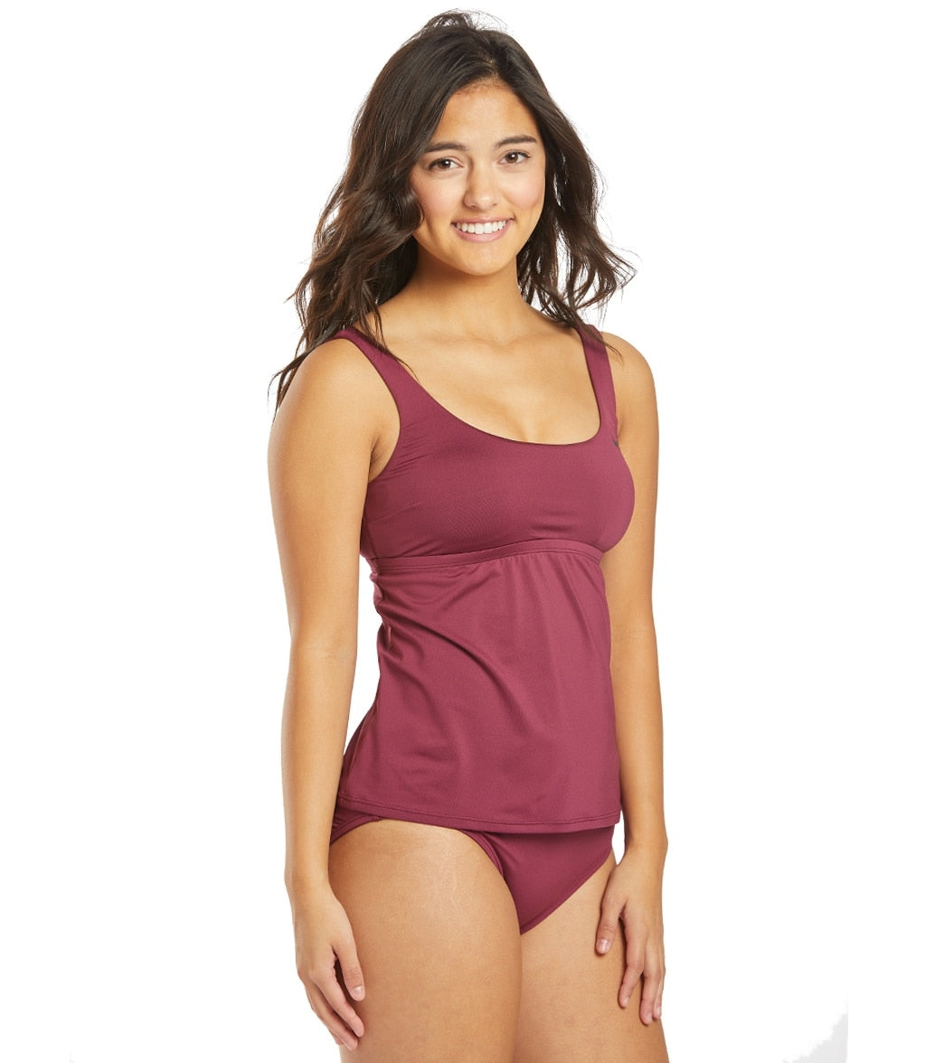 Nike Women's Essential Scoop Neck Tankini Top