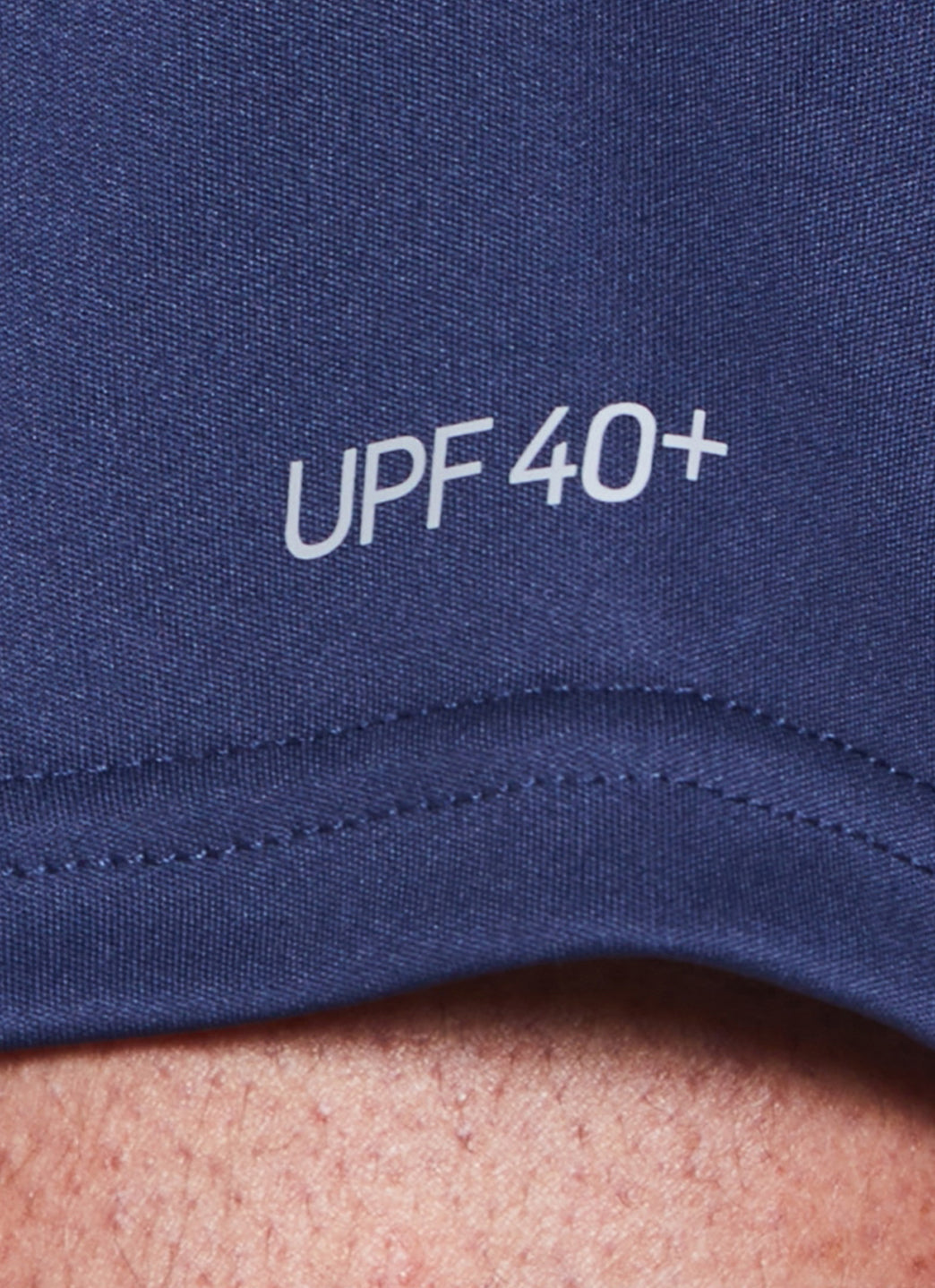 Nike Men's Essential Short Sleeve Hydro Rashguard (Extended Sizes)