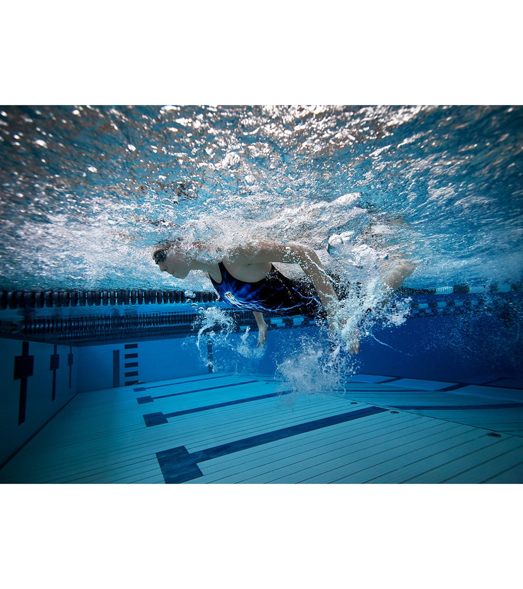 TYR Women's Venzo Phantom Oblivion Closed Back Kneeskin Tech Suit Swimsuit