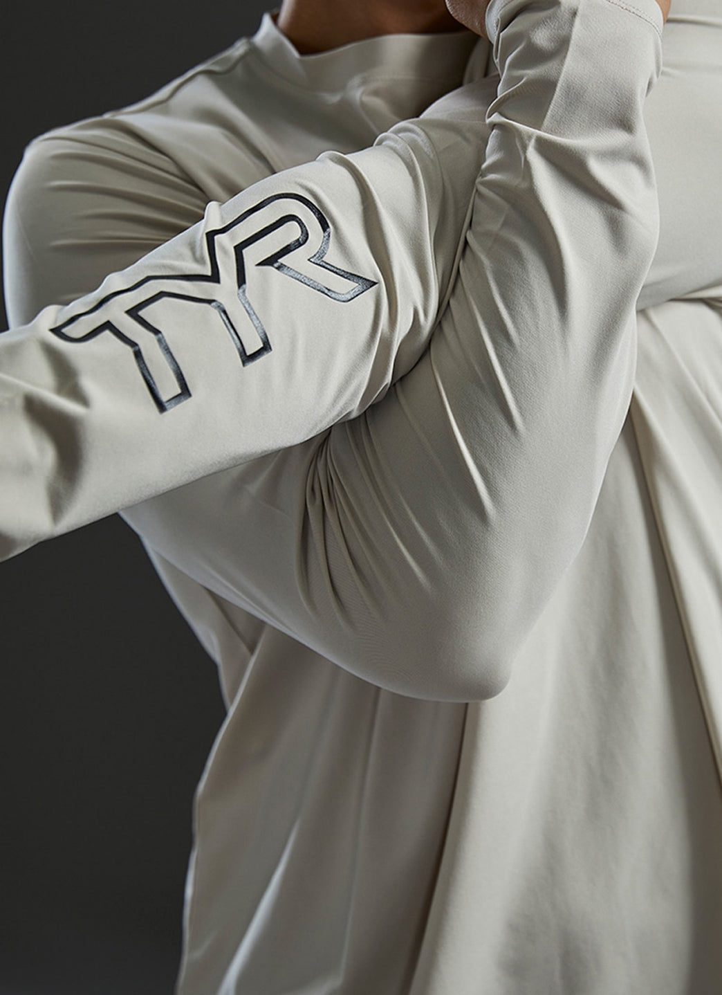 TYR Men's SunDefense Long Sleeve UPF 50+ Swim Shirt