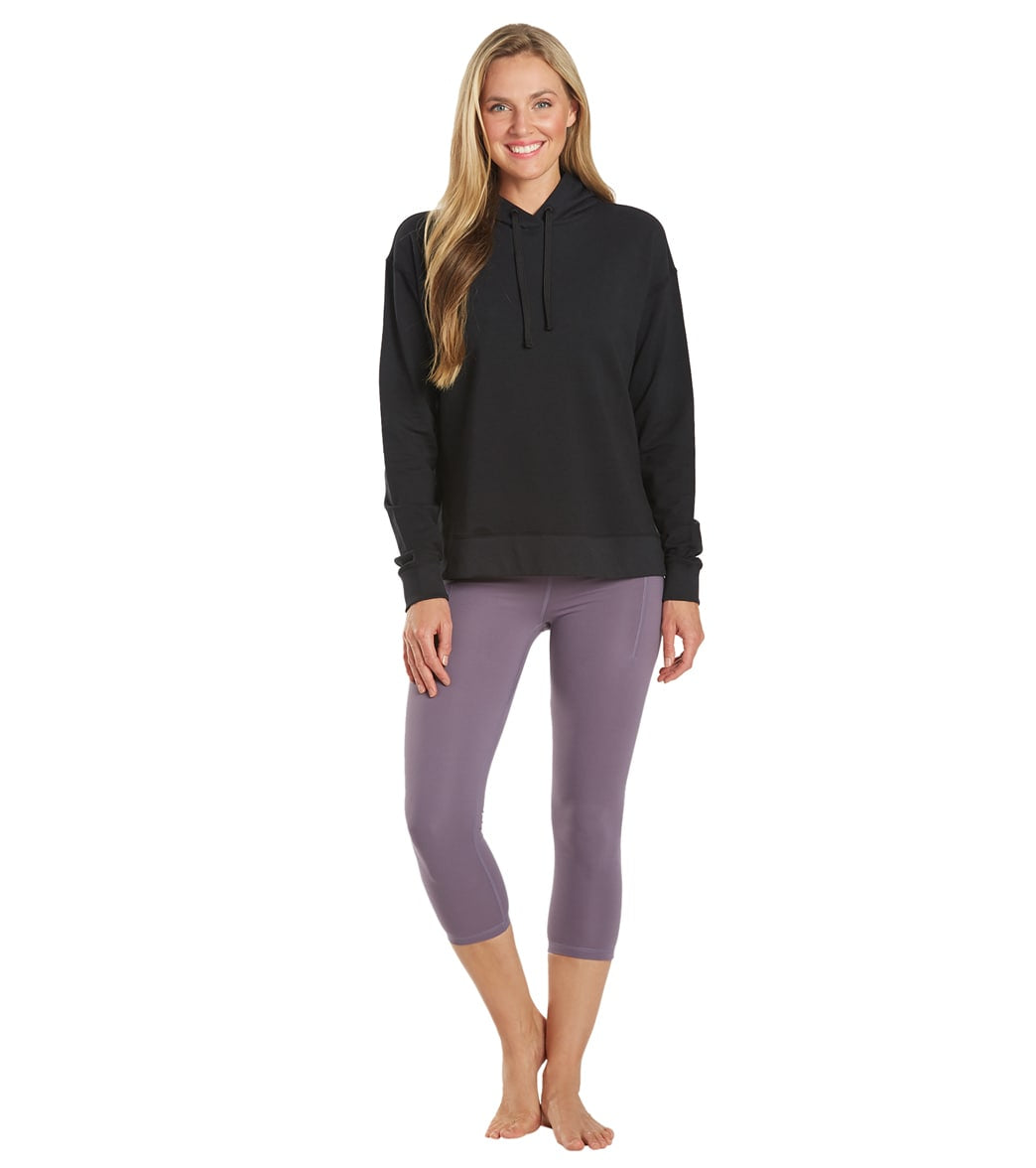 Everyday Yoga Uphold Solid High Waisted Capri Leggings With Pockets 21"