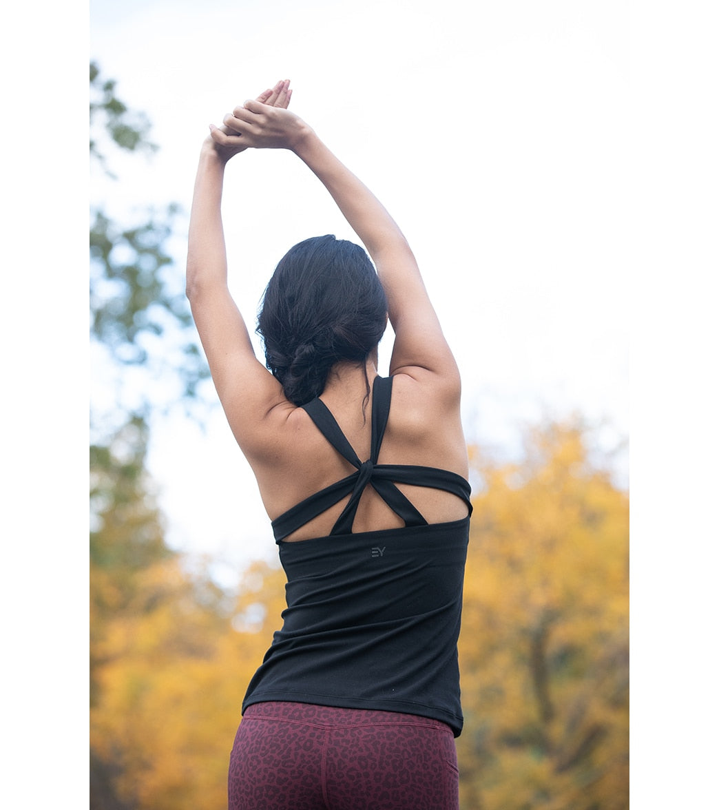 Everyday Yoga Instinct Solid Twisted Back Support Tank
