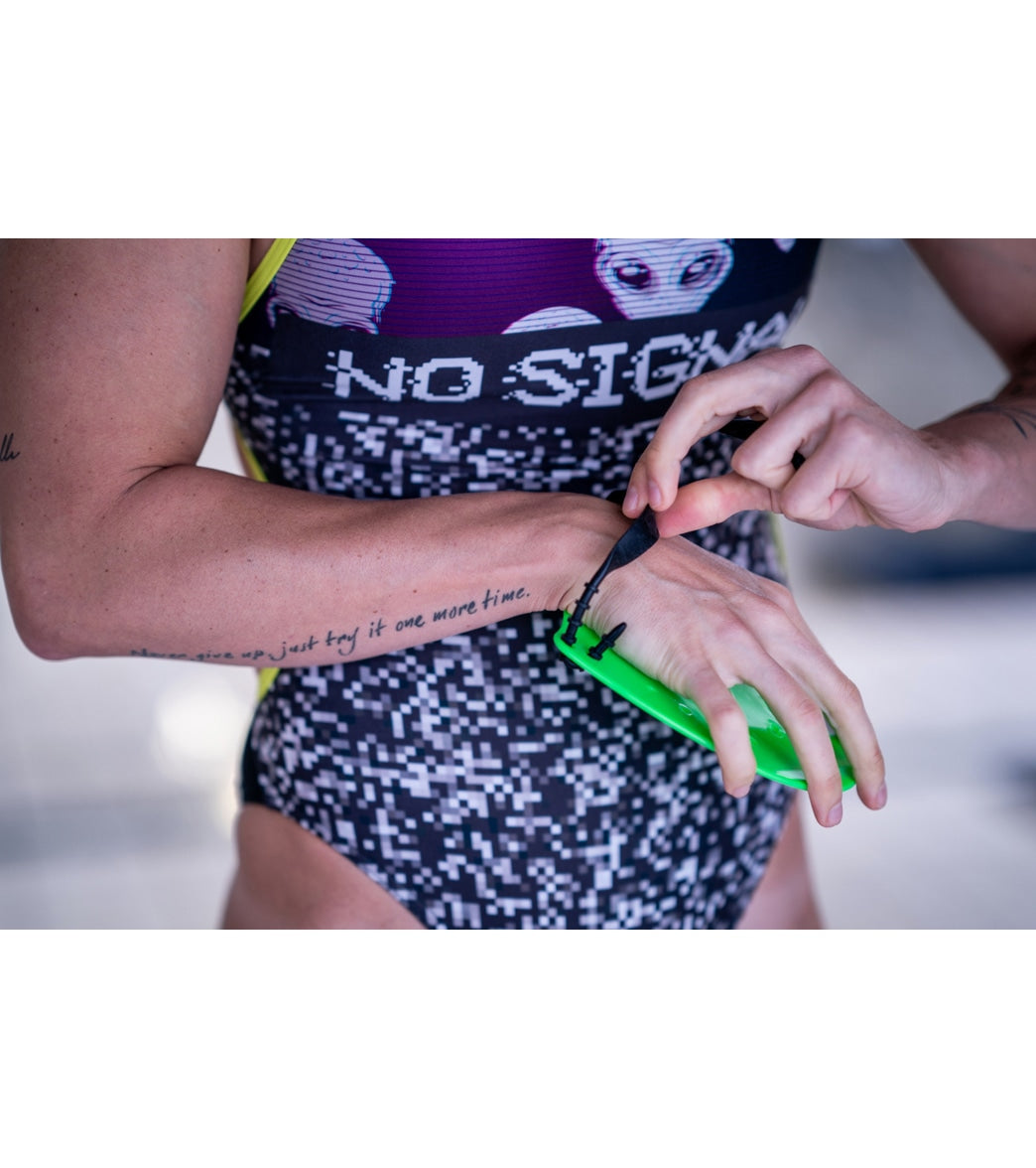 Arena Elite Hand Paddle 2