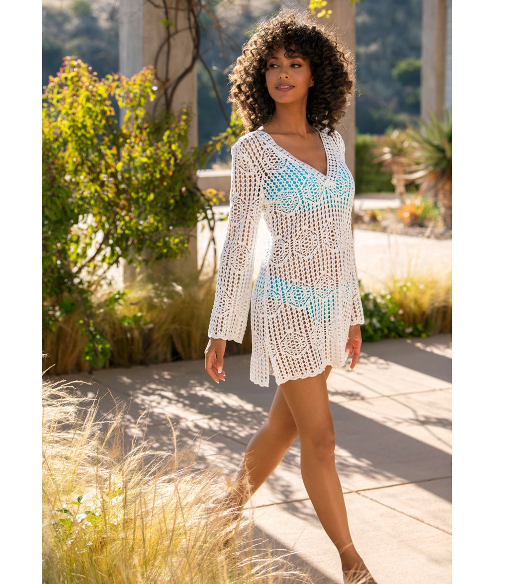 La Blanca Women's Waverly Covers V Neck Tunic