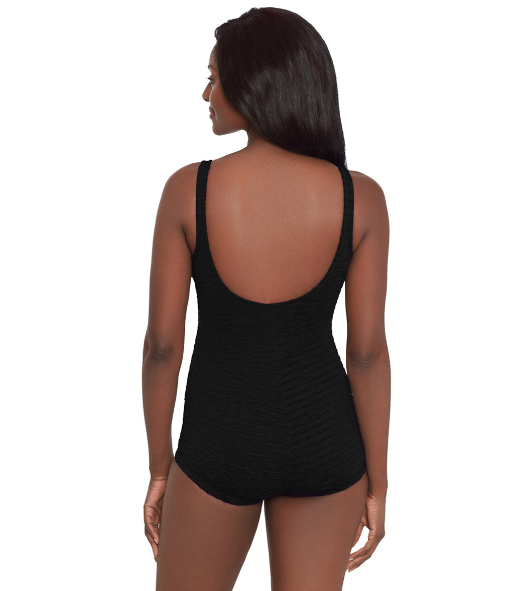 Krinkle by Penbrooke Women's Krinkle Chlorine Resistant Shirred Front Girl Leg One Piece Swimsuit