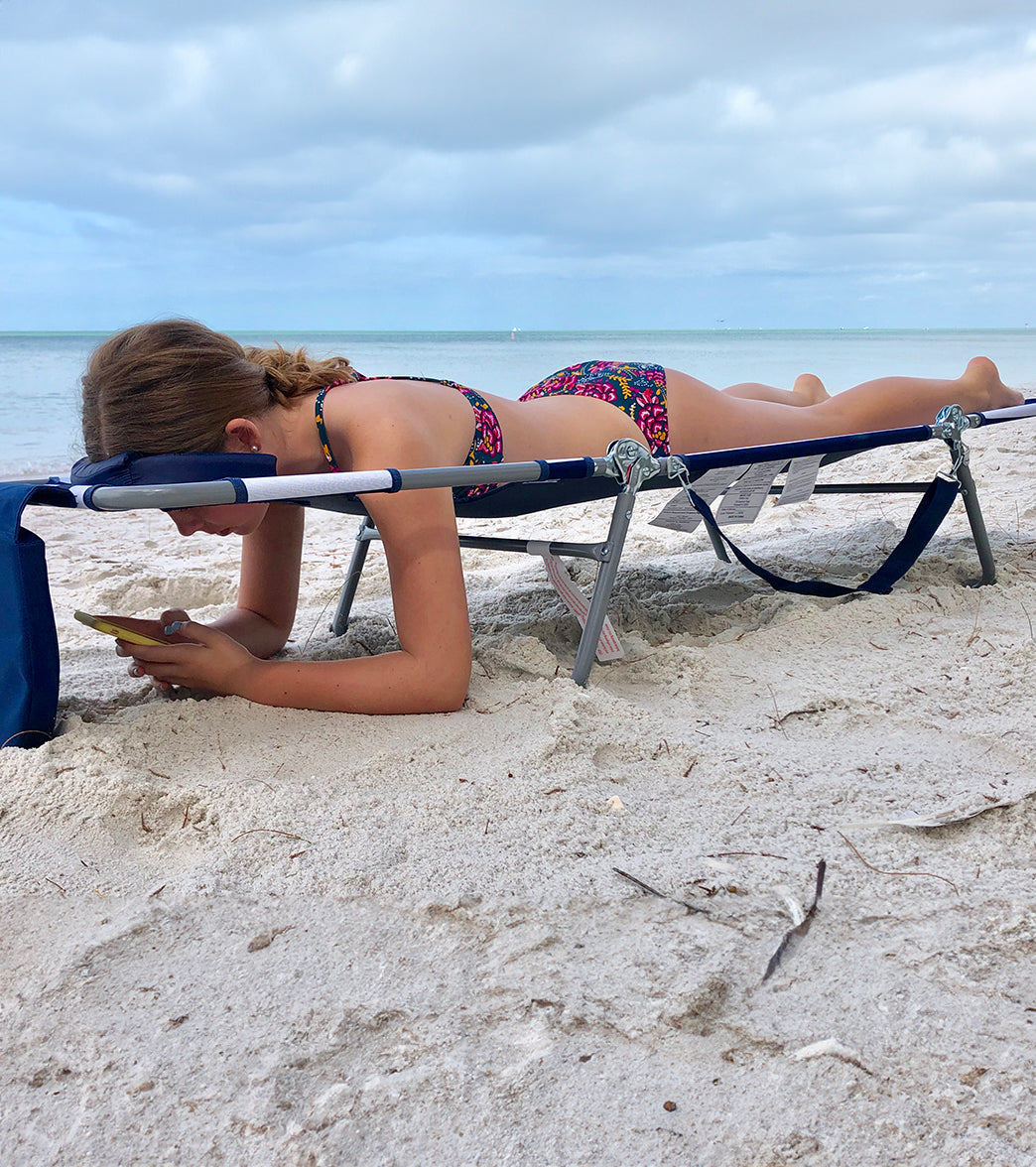 Ostrich Backpack 3N1 Wood Arm Lounge Chair