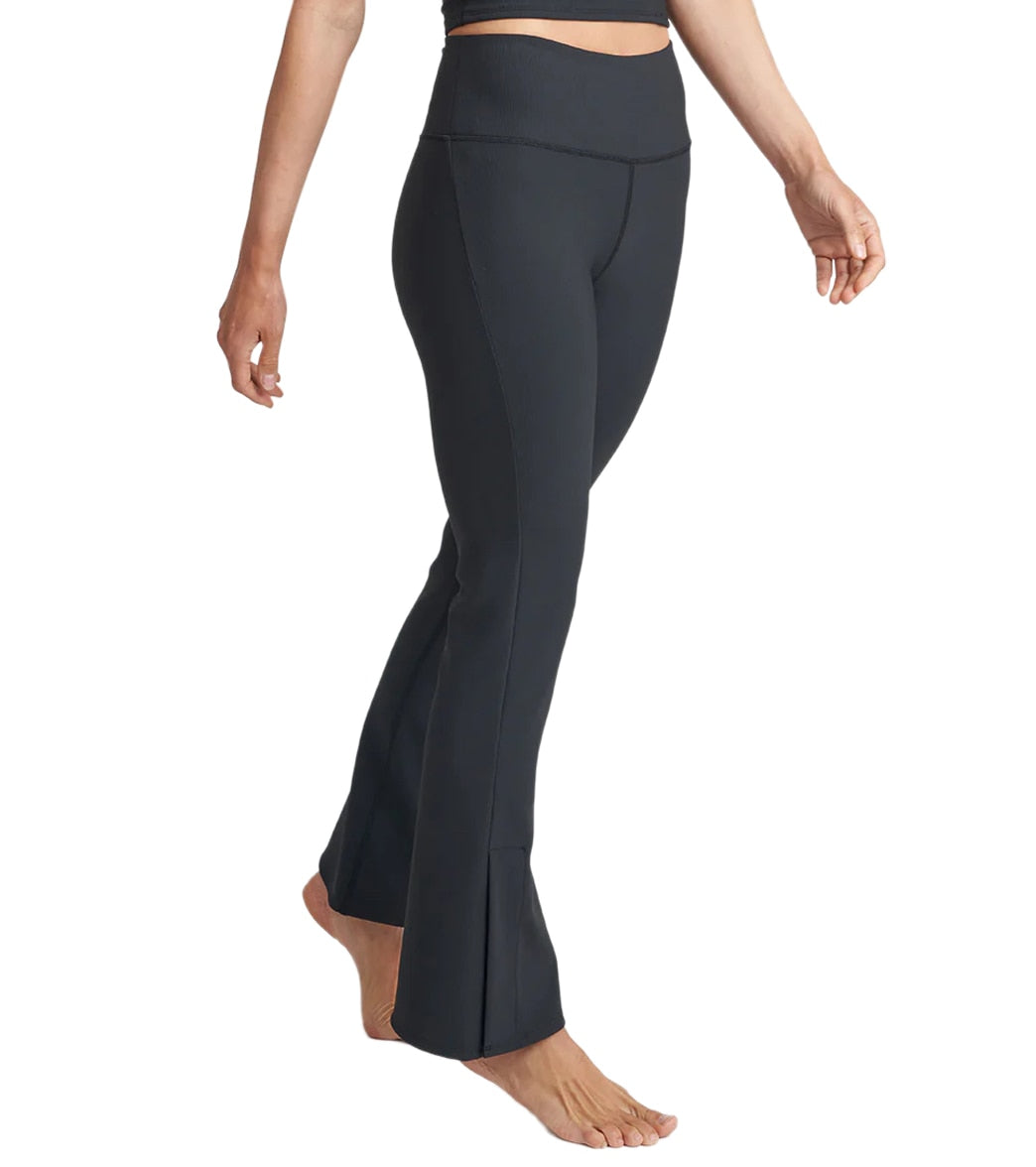 Thrive Societe Side Slit Flare Legging