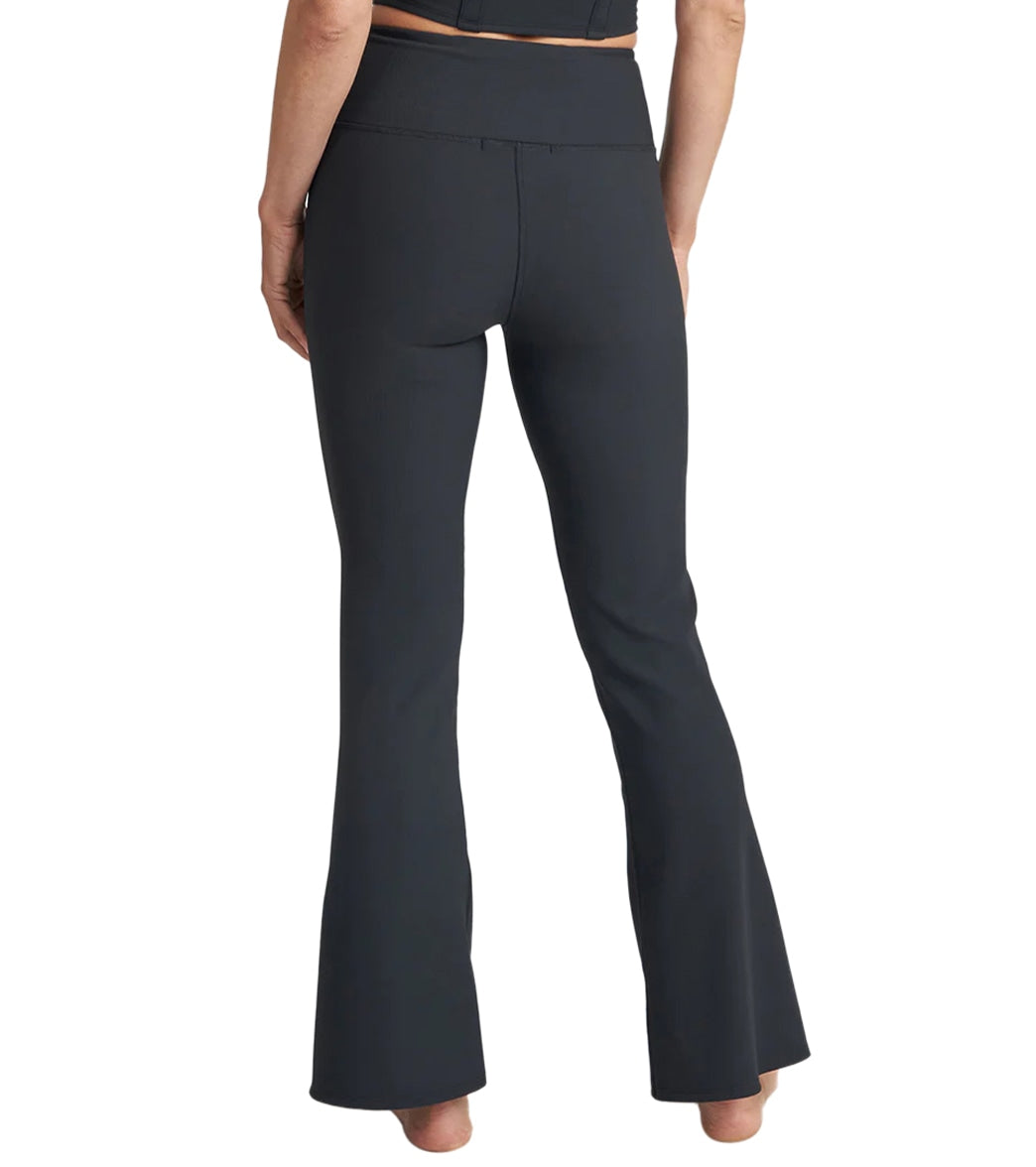 Thrive Societe Side Slit Flare Legging