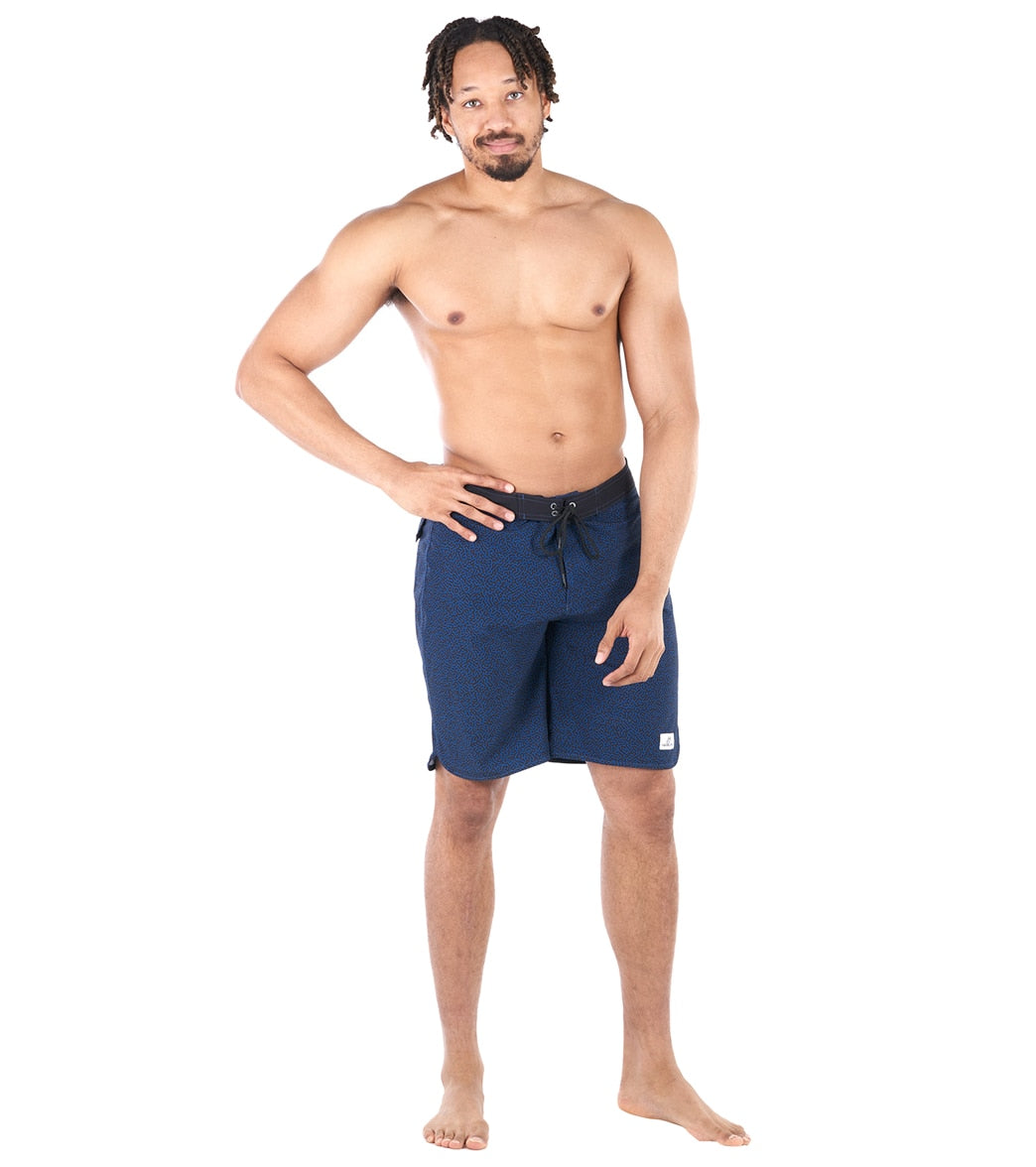 Level Six Men's Breaker 20" Short