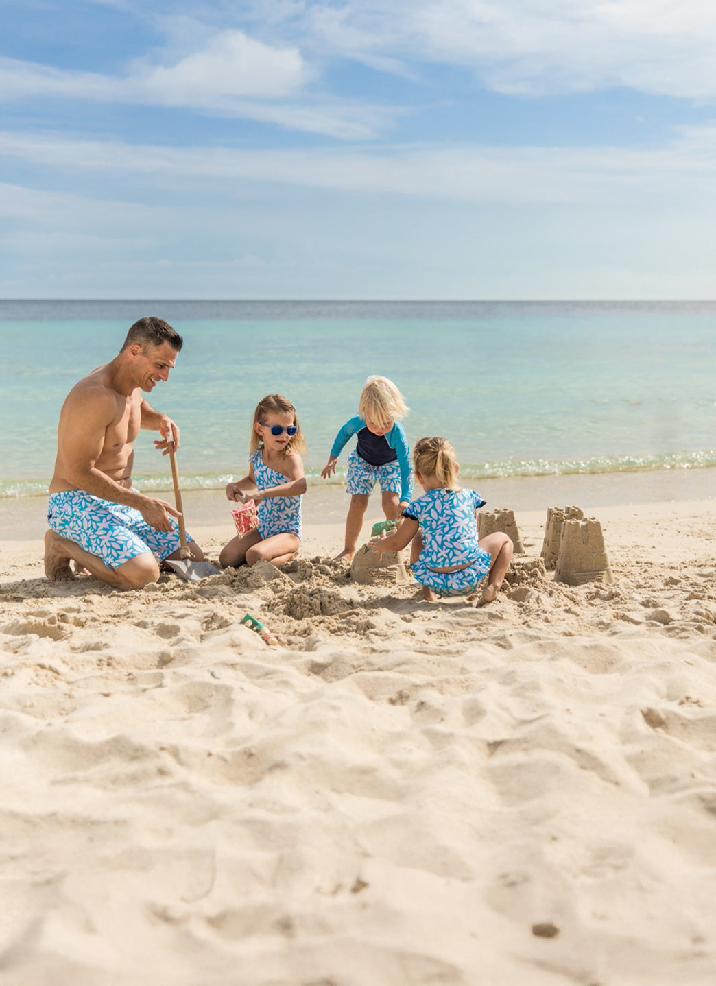 Snapper Rock Boys' Navy Aqua Sleeve Sustainable LS Rash Top (Toddler, Little Kid, Big Kid)