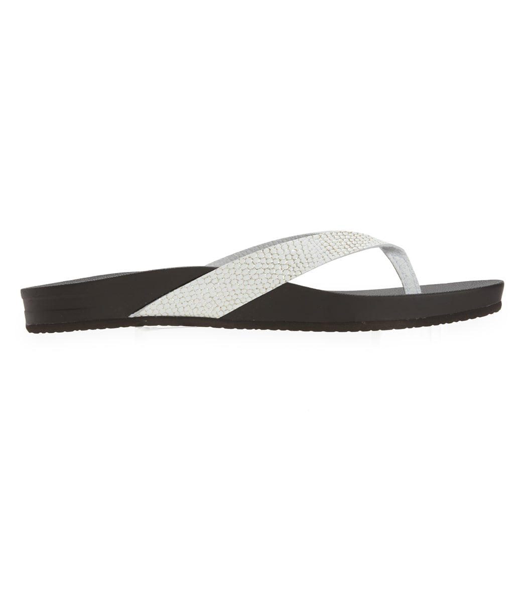 Reef Women's Cushion Court Flip Flop