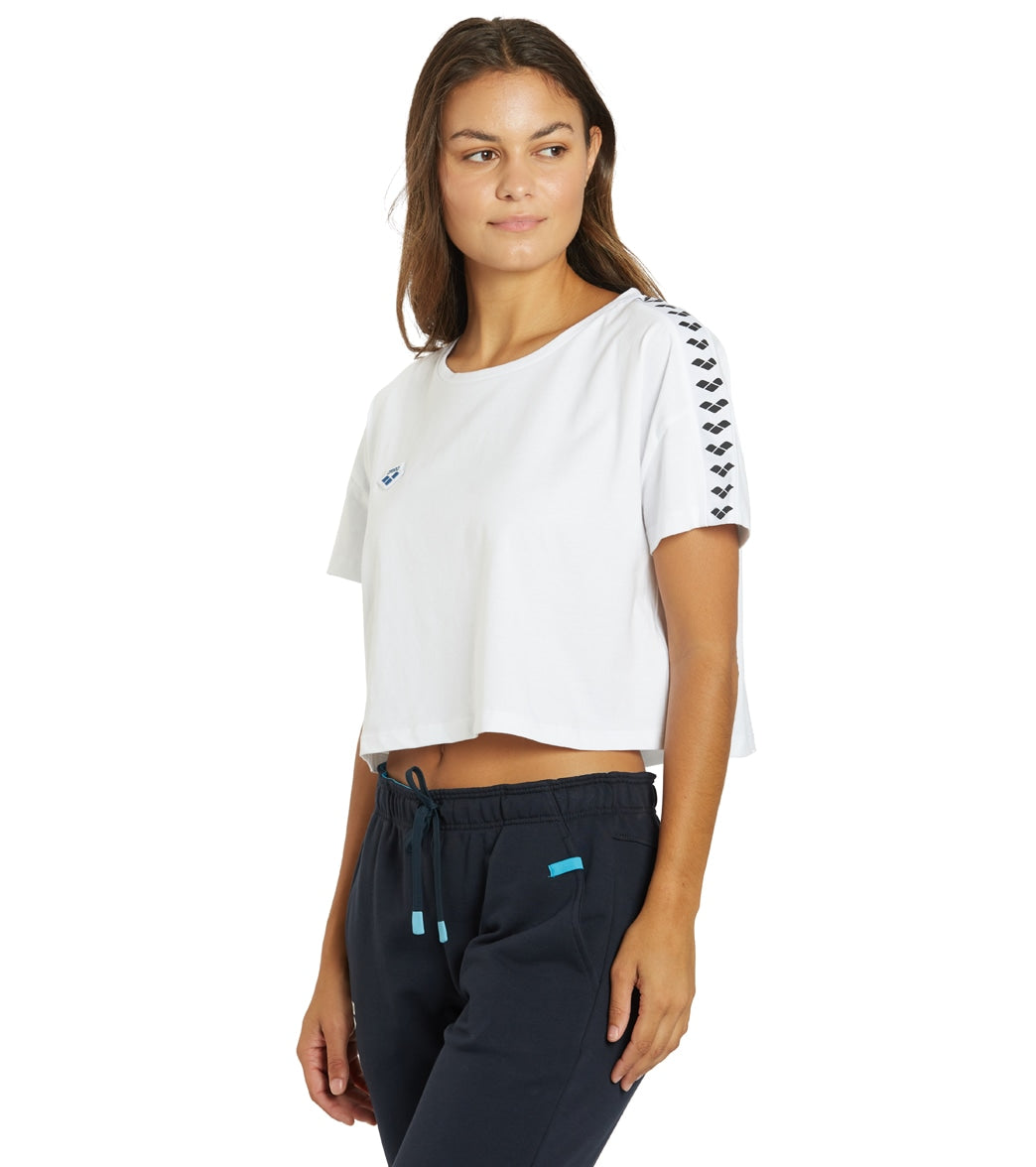 Arena Women's Corrine Team Cropped Tee