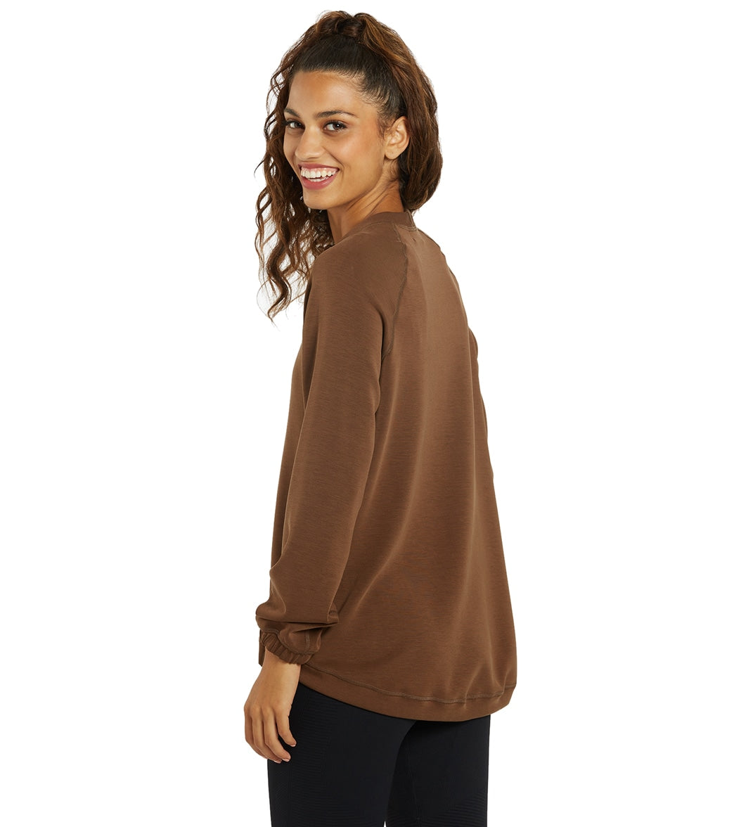 NUX Sleek Sweat Pullover