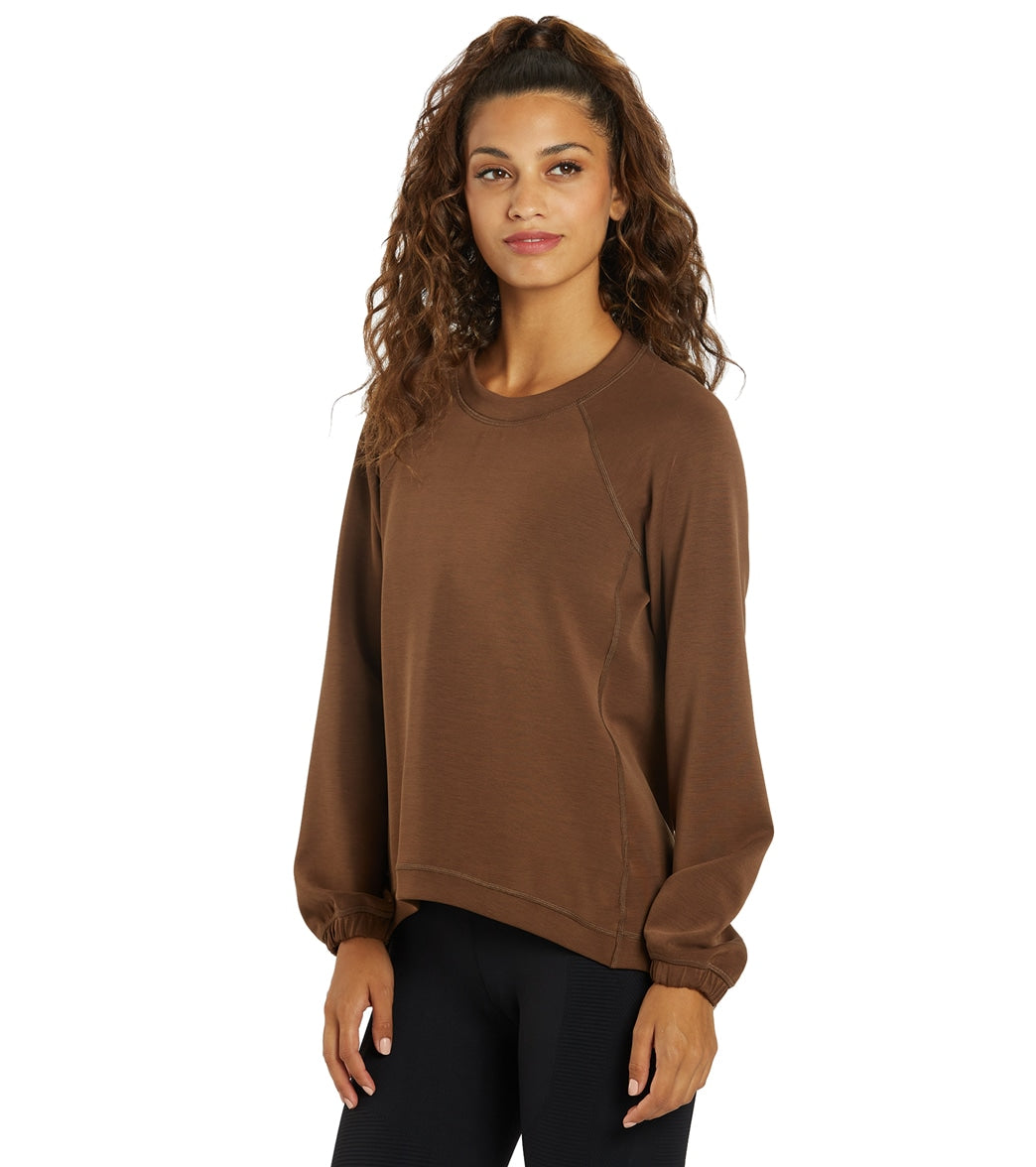 NUX Sleek Sweat Pullover