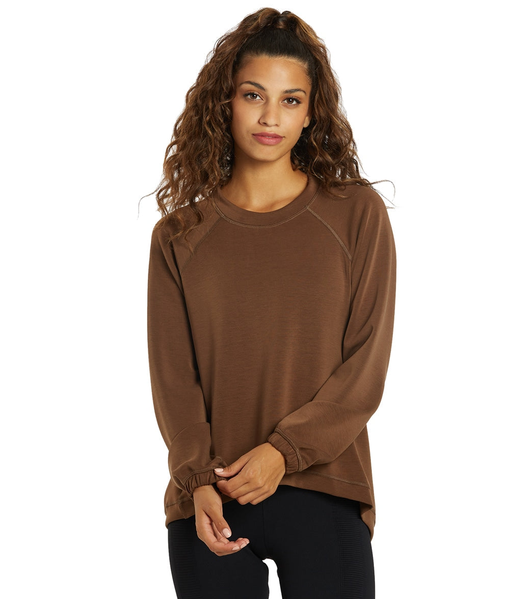 NUX Sleek Sweat Pullover