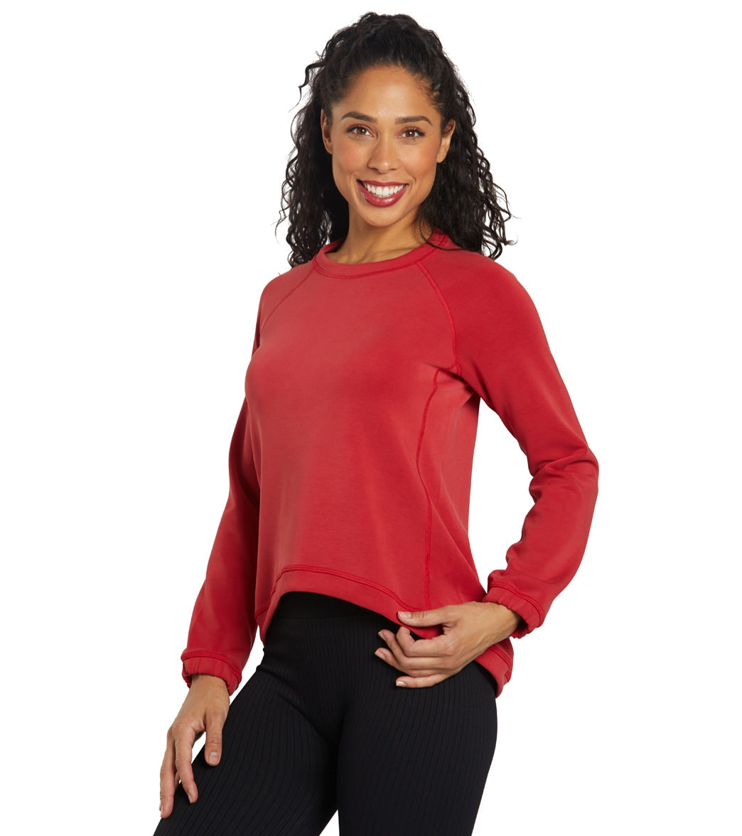 NUX Sleek Sweat Pullover