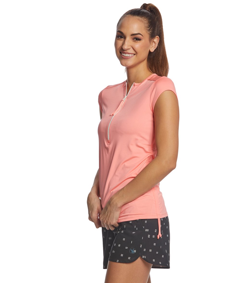 Carve Designs Dawson Front Zip Short Sleeve Rashguard