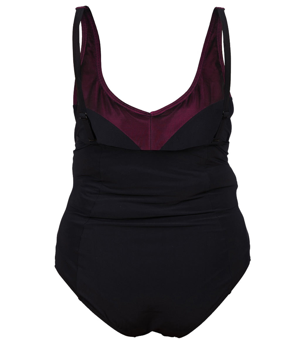 Arena Women's Plus Size Isabel Light Cross Back One Piece Swimsuit