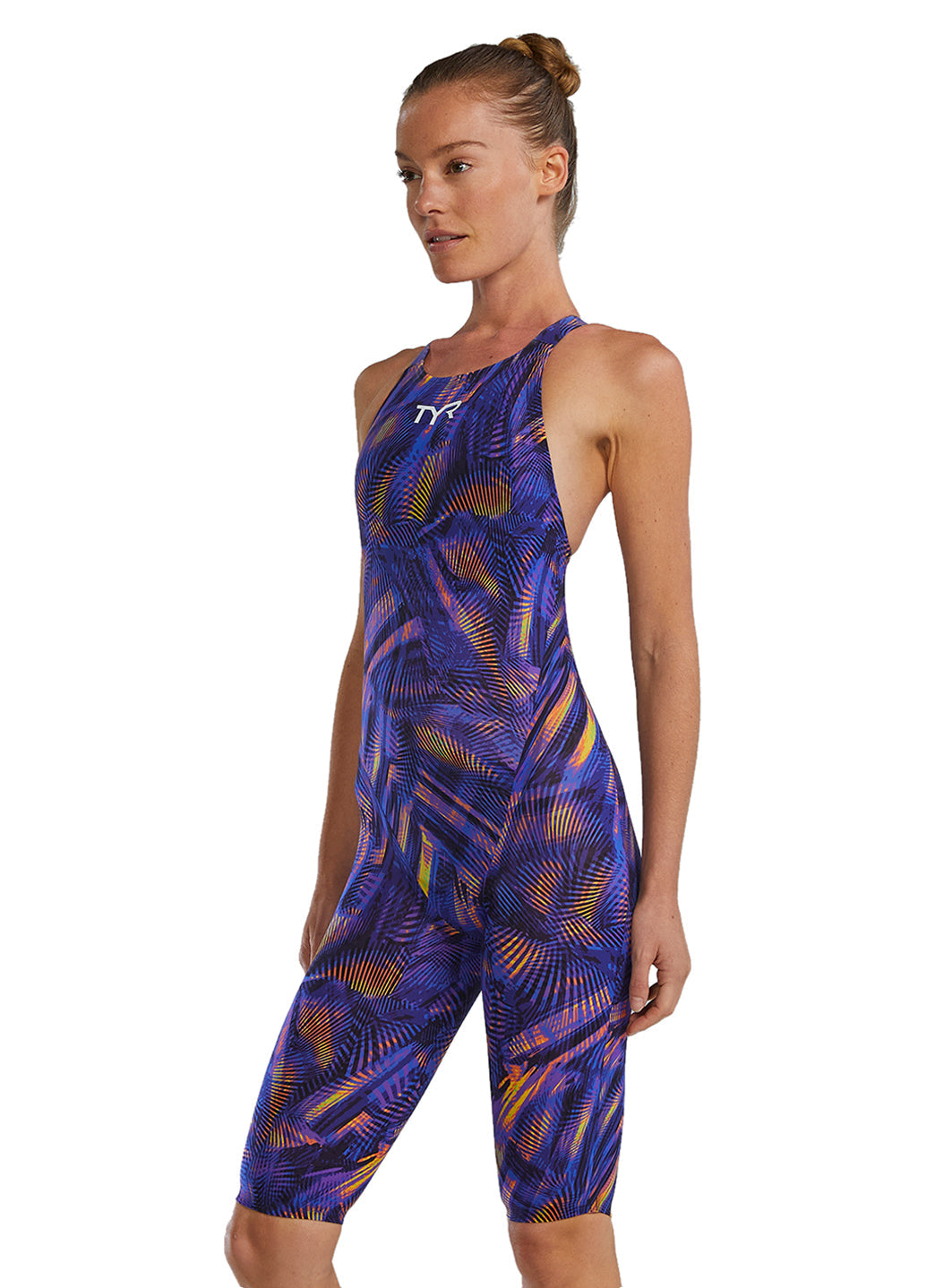 TYR Women's Avictor 2.0 Helux Closed Back Tech Suit Swimsuit