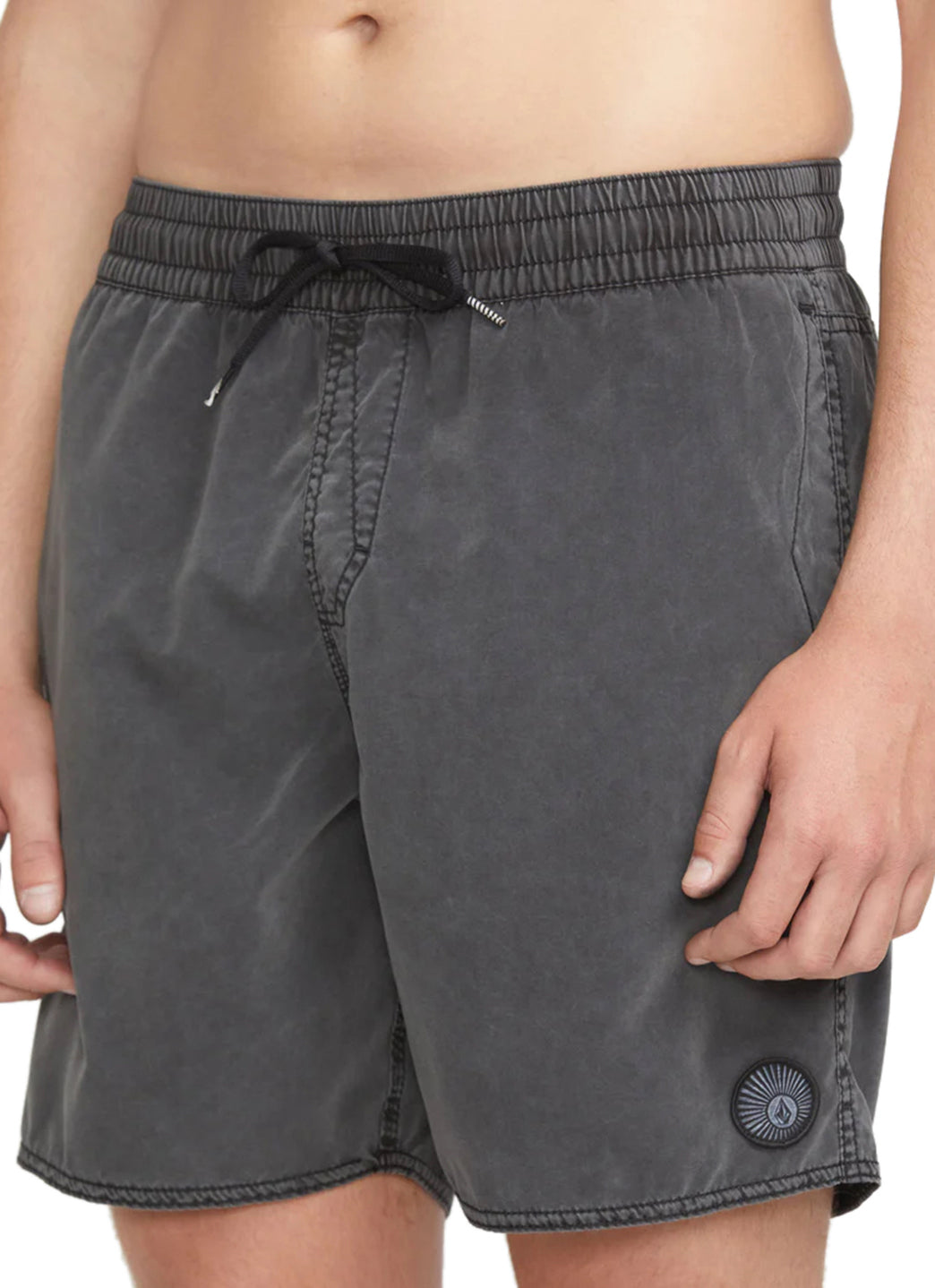 Volcom Men's Center Elastic Waist 17" Shorts