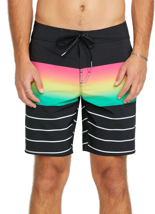 Volcom Men's Quarta Fade Mod-Tech 19" Board Shorts